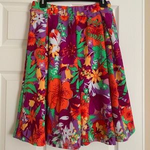 EUC Lularoe Madison skirt (small)